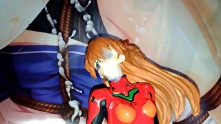 プラグスーツのエヴァ式波アスカラングレーのフィギュアに精子ぶっかけ【キモオタクの喘ぎ声&キス&尻舐めあり】