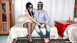 Masked amateur BBW gets her mature Italian pussy drilled in swinger fuck