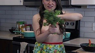 Topless Vegan Kitchen Ep 1