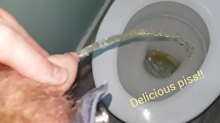 Golden yellow piss shower! Mmm you love my piss splashing you dont you.