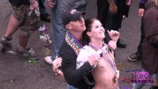 Exhibitionist Wives & Girlfriends Show Big Tits For Beads