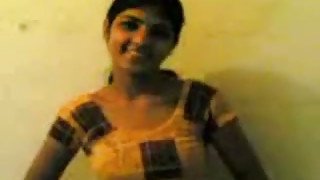 Check out petite young Indian girl naked masturbating