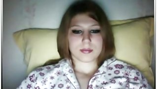 Busty girl has cybersex with her bf and rubs one off