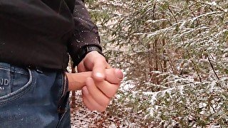 guy wanks his cock outdoor in the woods