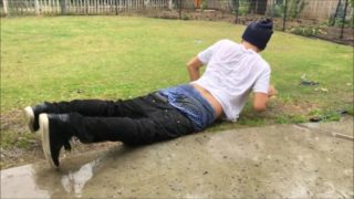 Saggin' in the Rain - SexySaggerYo