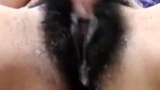 extrem hairy and stinky cam-slut