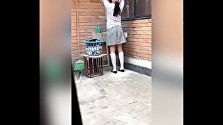 FOLLANDO Con La VECINA COLEGIALA Mexicana DESPUÉS De LAVAR La ROPA!Sexo Casero Amateur! PARTE 2