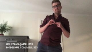 OTTER STRIP SHOW (ONLYFANS @MELLIS53)