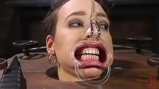 Pain Slut Lilith Luxe Cums Relentlessly from Torment and Rope Bondage!