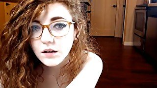 Four eyed slut with curly hair is a passionate masturbator with a sexy ass