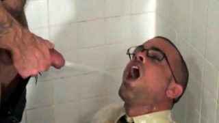 Giving the twink a facial then a golden shower peeing piss