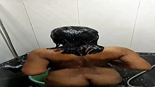 බලන්න මම නානවා හොරෙන් බලලා / Bathroom Video Malathi Akka