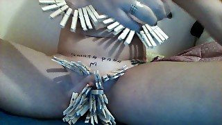 Kinky webcam chubby lady with big tits used pegs for her pussy lips
