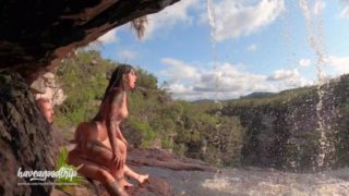 FUDENDO NA CACHOEIRA E DUAS GOZADAS - HAVEAGOODTRIP