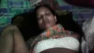 Indian Mature Shaved Pussy Fucked With Bf