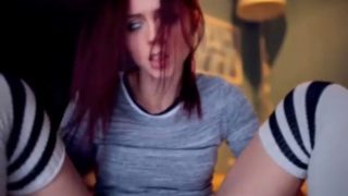 Redhead girl make orgasm with a toy ohmybod