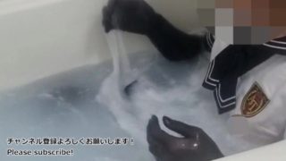 【WAM】セーラー服と黒ストッキングでローション風呂に浸かる/School Sailor. Pantyhose. Lotion Bath. Slime.