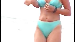 candid beach compilation 2