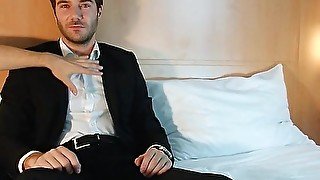 The handsome str8 guy get serviced by a guy!