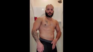 Compression tights and Shower - Teaser