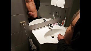 Mirror Wank and Cum