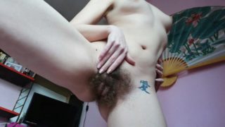 playing with my extreme hairy bush