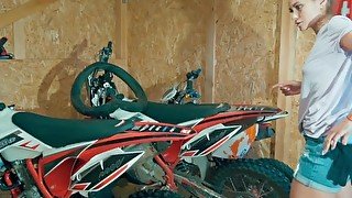 fucked a bitch after repairing my motorcycle-LuxuryMur