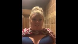 BBW off from work dance (titty drop)