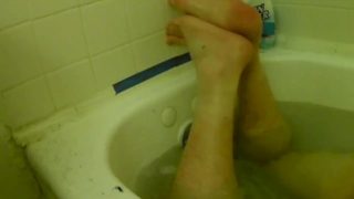 Guy Takes Hot Bath and Shows Off Feet