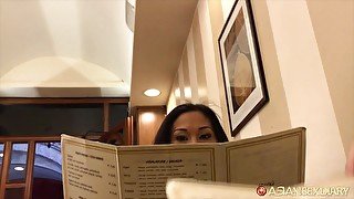 Bootyfull Thai MILF gets fucked after a romantic dinner