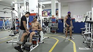 Sex in gym public