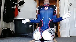 Teen femboy in D.Va cosplay spreads and dildos his butt