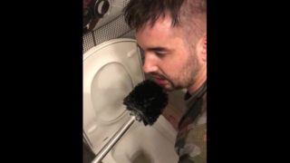 Toilet Slave 2/2