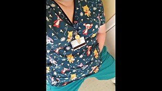 PrincessTindra - Making myself cum at work!! :p