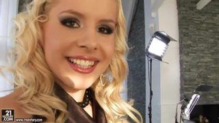 Blonde sex video featuring Debbie White