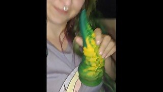 Leyuto 10.5" Kraken Jungle Fantasy Dildo You Unboxing Review great for Males&Anal! 12/10!