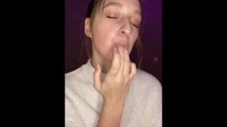 Teen spit play. Drooling on fingers 