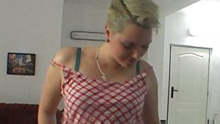 Chubby chick with sexy haircut lapdances