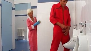 Older sex in shitter