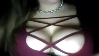 Big boob webcam girl has some fun