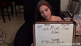 Sweet woman shoves magic inches down the pussy while on cam