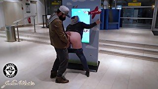 Mitten am Flughafen - SO geht PUBLIC