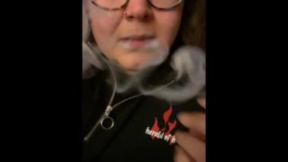 Smoking joint bbw kissing 