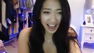 Hot Reina on Cam