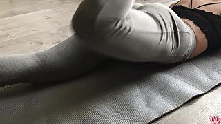 During yoga I got horny and fucked myself with fingers and butt plug