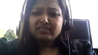 Bored Desi chubby on webcam plays with her boobie