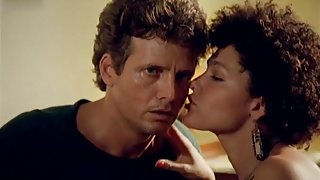 Raffaella Offidani,Deborah Caprioglio in Spiando Marina (1994)