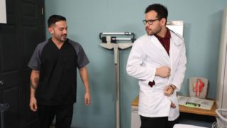 Cesar Rossi blows and fucks doctor Angel Ventura