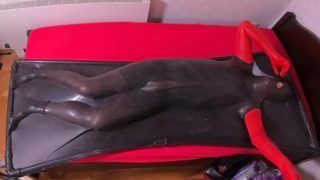 How to get in the vacbed with gloves - self bondage in vacuumbed
