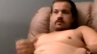 Amateur guy jacking off cock before getting a blowjob